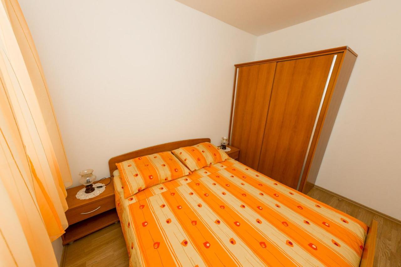 Mare&Karlo Apartment Мали Дървеник Екстериор снимка